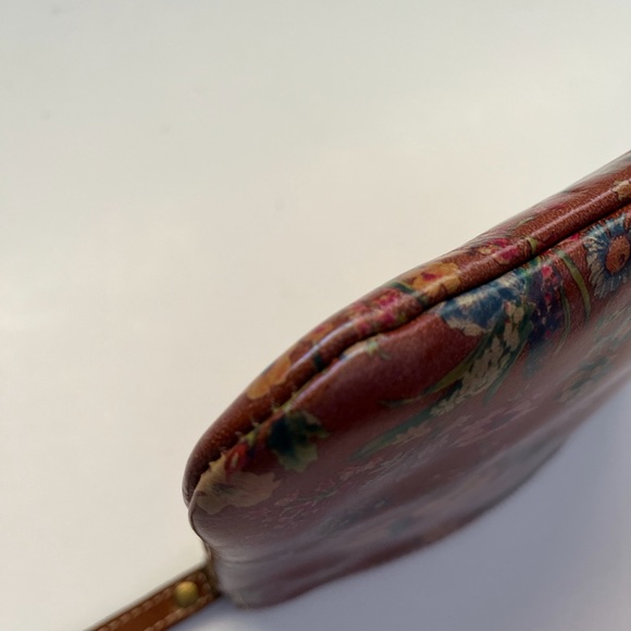 Patricia Nash Cassini Wristlet - EUC - Picture 11 of 13